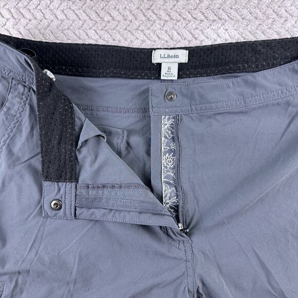 L.L. BEAN Mid Rise Stretch Flat Front Grey Hiking Cargo Shorts Women's Size 16 R - Picture 2 of 11